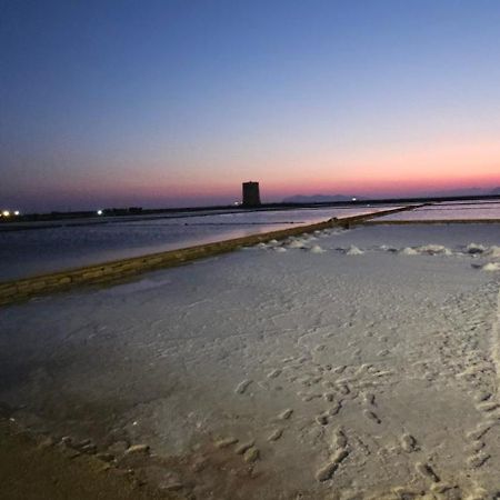 Bed and Breakfast Brezza Salina Торре-Нубия Экстерьер фото