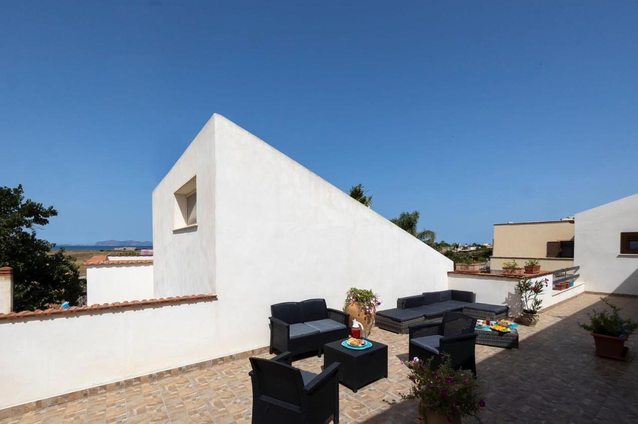 Bed and Breakfast Brezza Salina Торре-Нубия Экстерьер фото